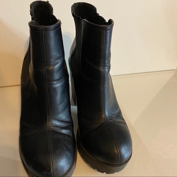 H&M Divided Boots - Picture 12 of 12